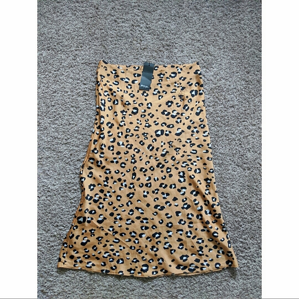 Nasty Gal leopard skirt
